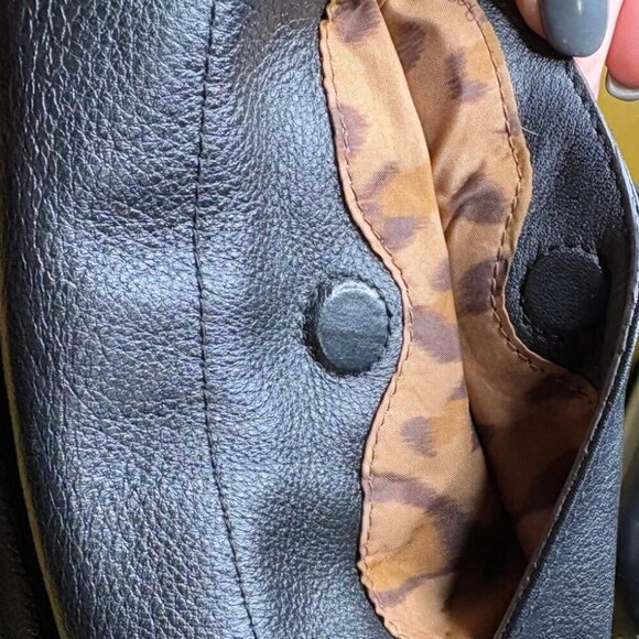 AIMEE KESTENBERG Fiery Convertible Chain Crossbody Clutch Bag In Black - Picture 6 of 12